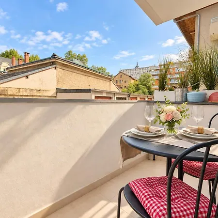 Aix Centre Cosy Calme Garage Terrasse * Aix-les-Bains